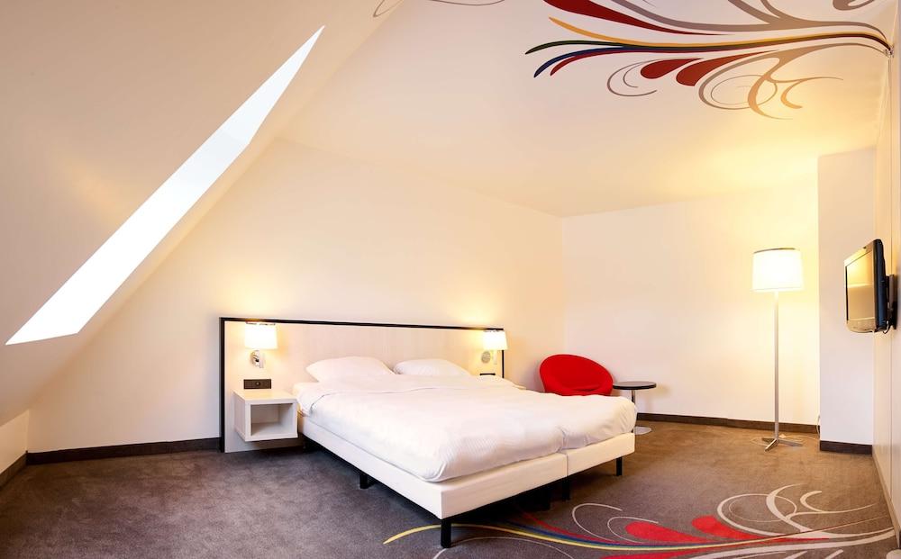 Park Inn By Radisson Brussels Centre Midi Saint-Gilles Exterior foto