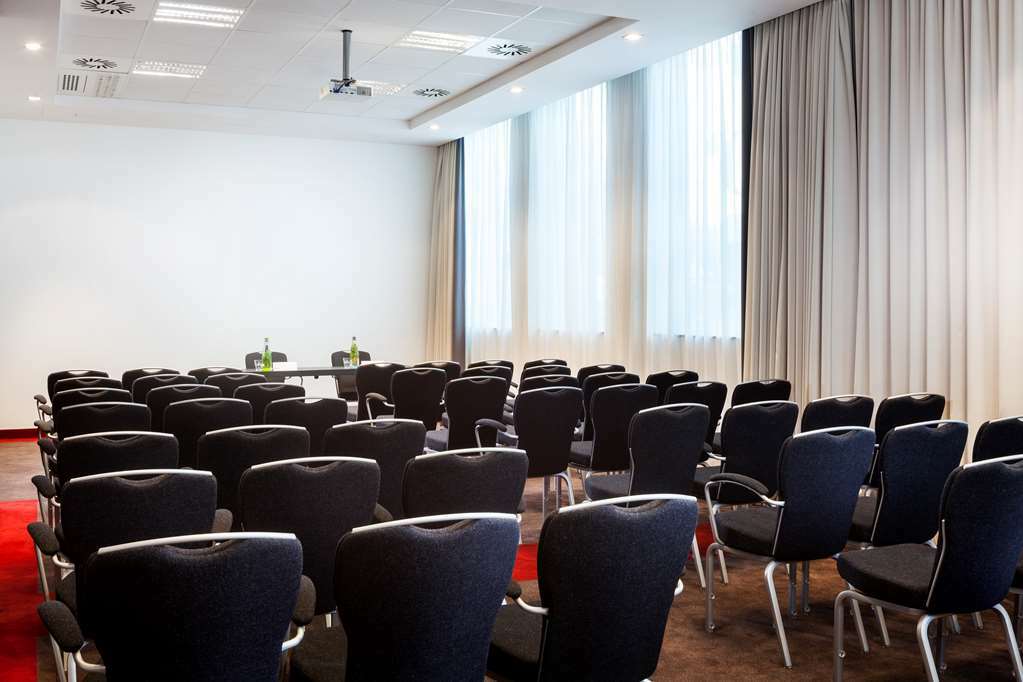 Park Inn By Radisson Brussels Centre Midi Saint-Gilles Instalações foto