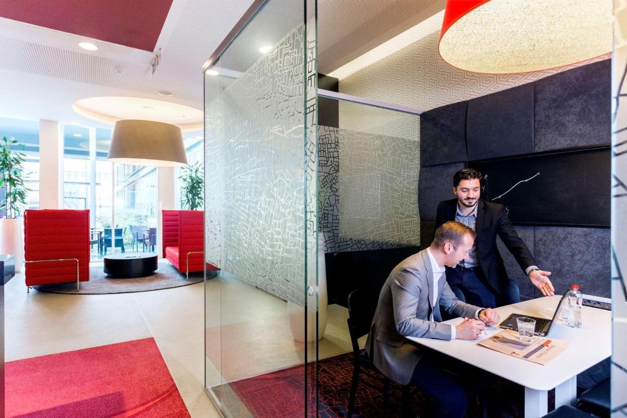 Park Inn By Radisson Brussels Centre Midi Saint-Gilles Exterior foto